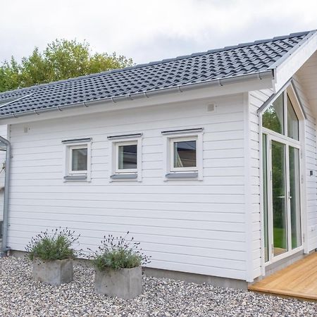 Appartement Malevik Tiny House à Kullavik Extérieur photo