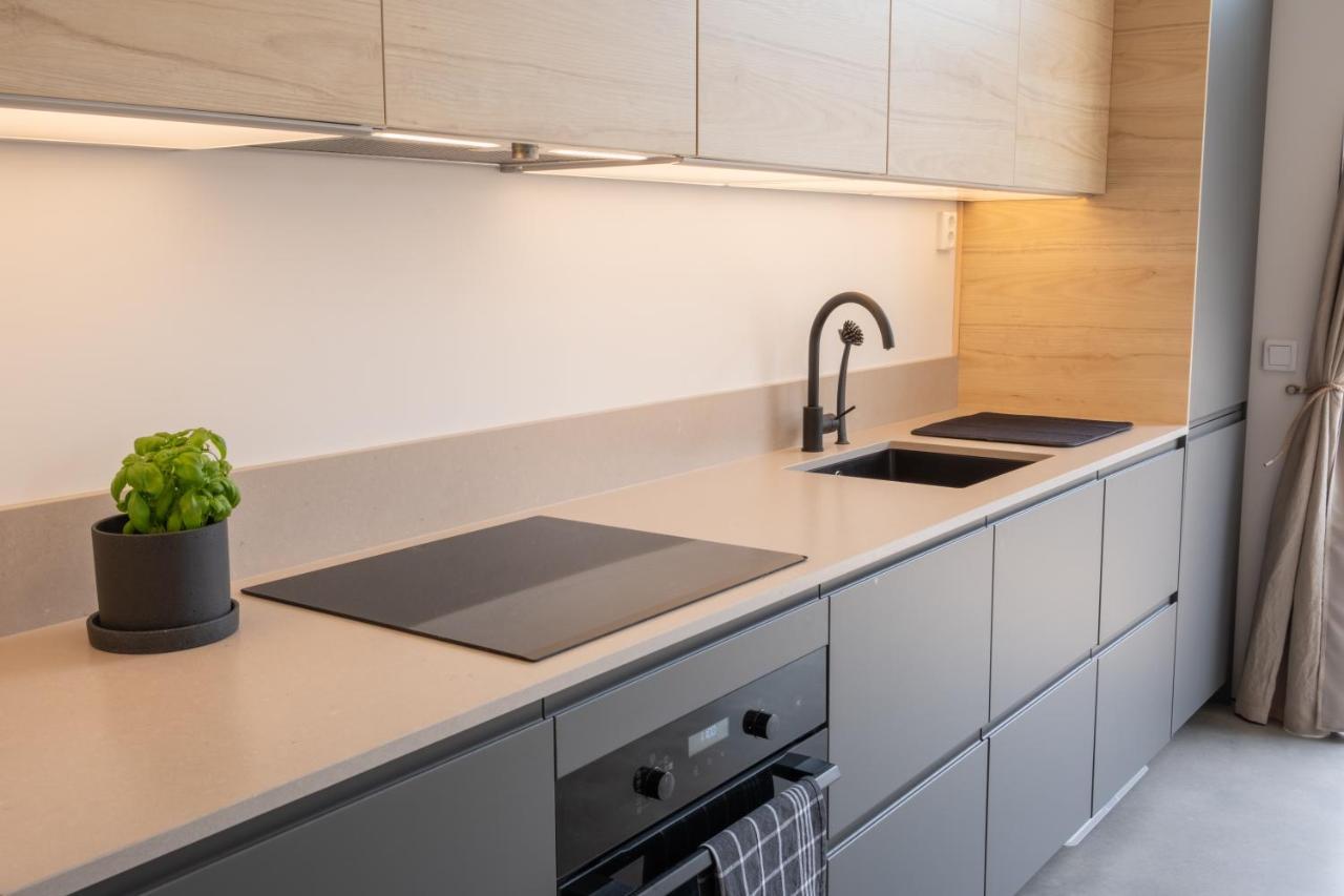 Appartement Malevik Tiny House à Kullavik Extérieur photo